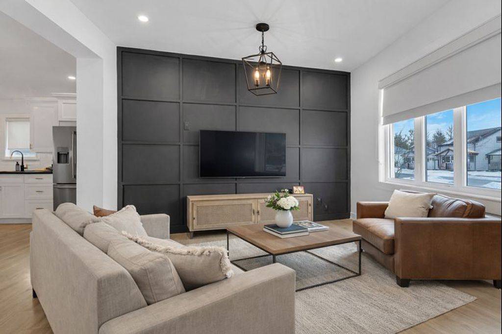 Tillsonburg, ON N4G 1L3,10 Pearl ST