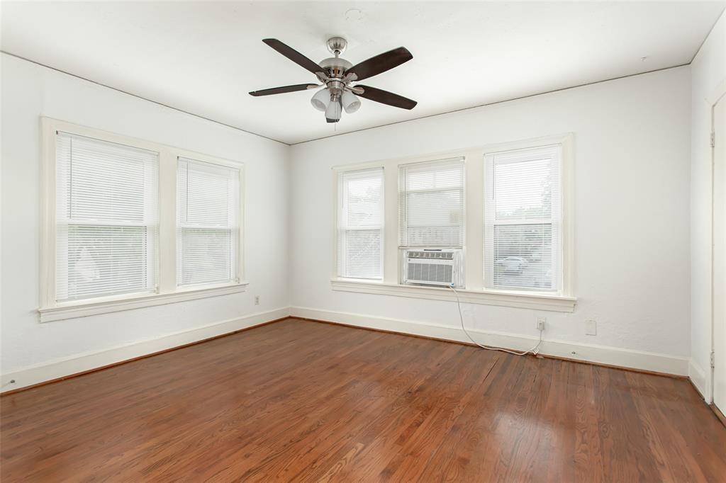 Dallas, TX 75206,5900 ORAM Street #5