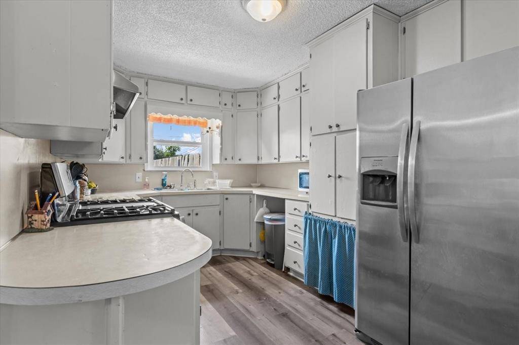 Rosebud, TX 76570,203 E Main Street