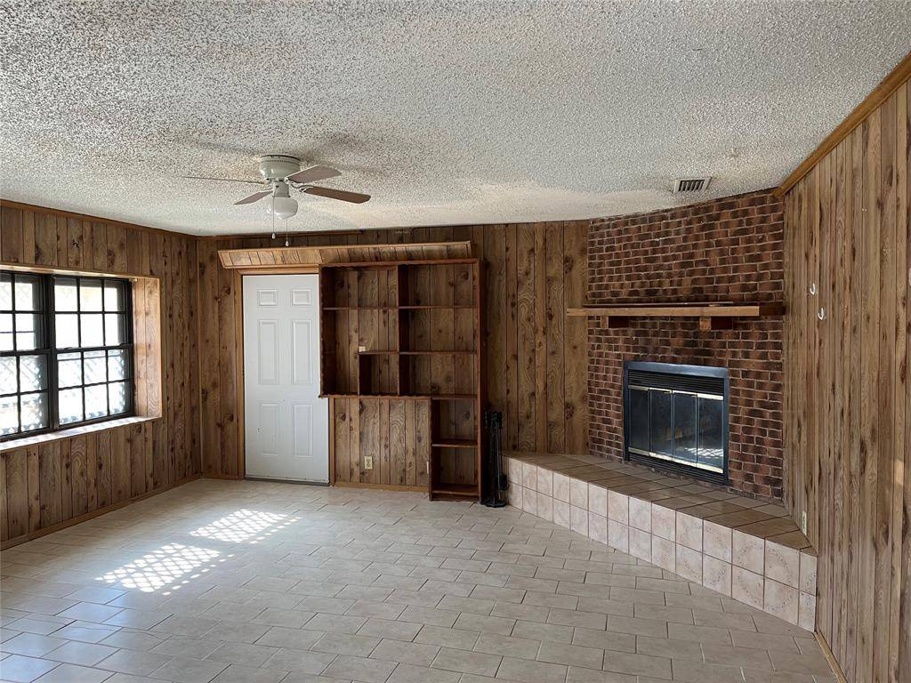 Balch Springs, TX 75180,14847 Green Valley Drive