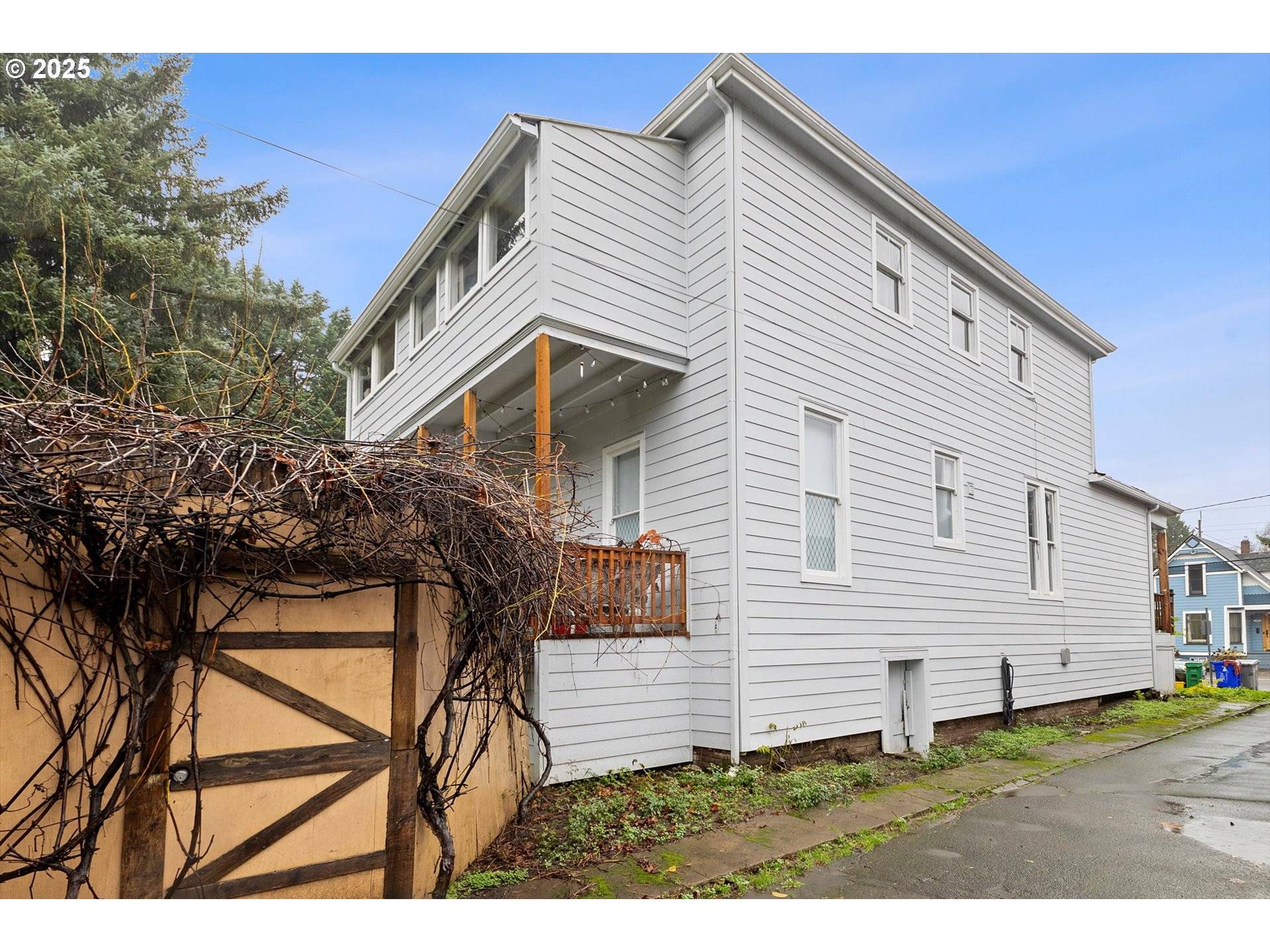 Portland, OR 97214,3527 SE BELMONT ST