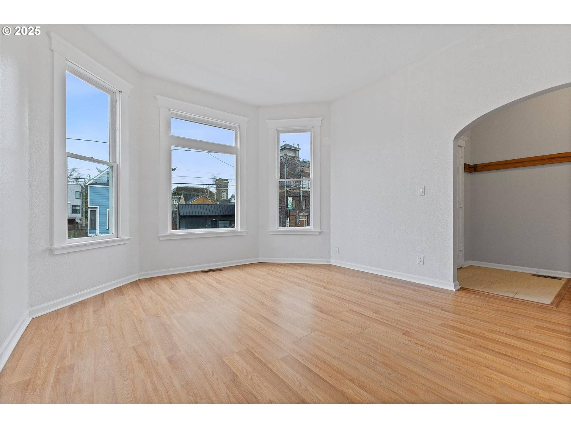 Portland, OR 97214,3527 SE BELMONT ST