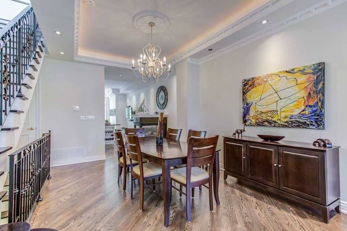 Toronto C04, ON M5M 1J9,405 Bedford Park AVE