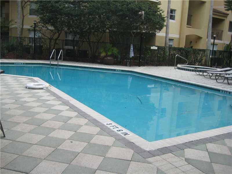 Plantation, FL 33324,741 N Pine Island Rd #214