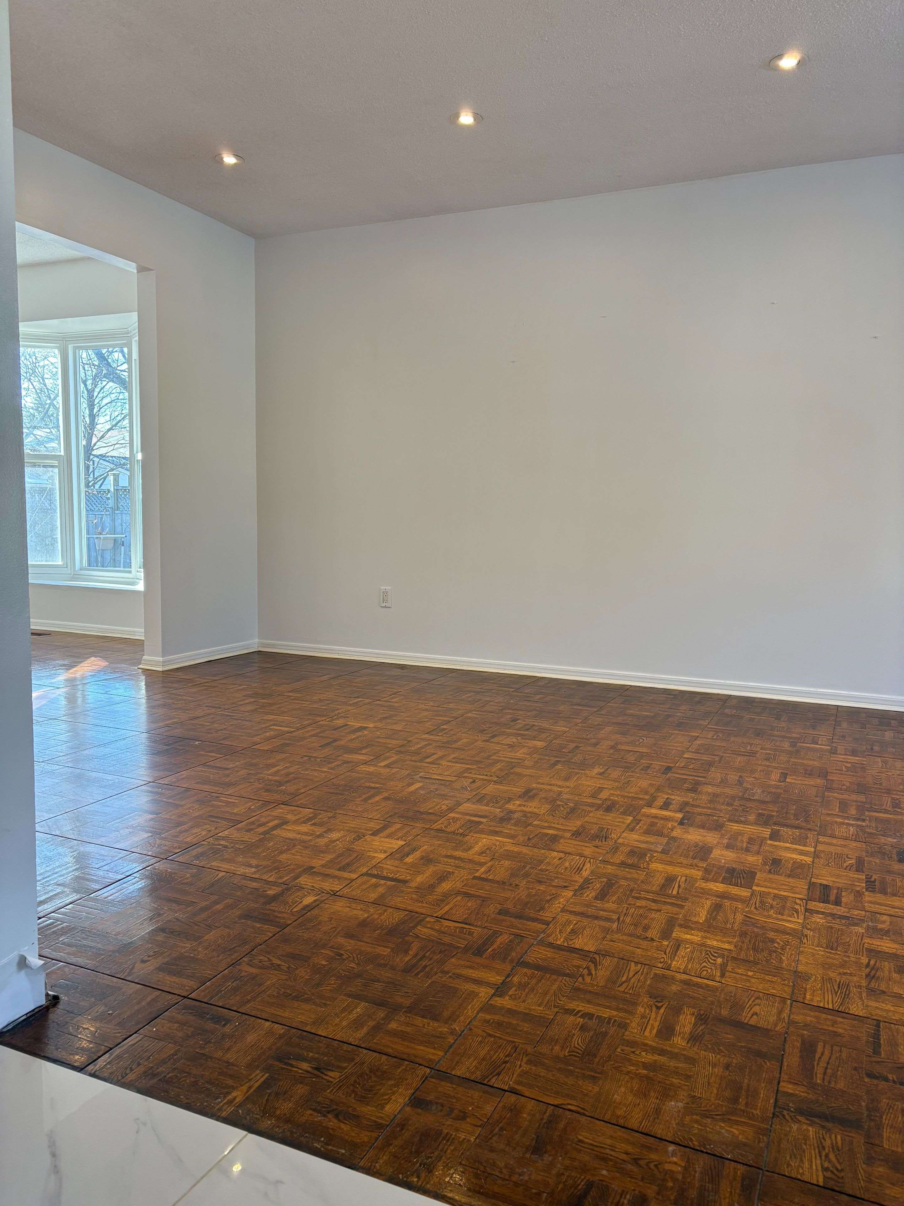 Markham, ON L3T 5A9,33 Innisbrook CRES