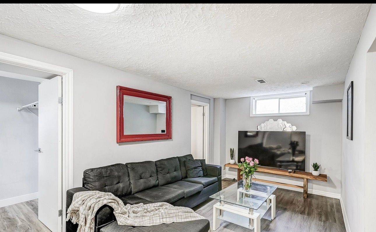 Toronto W10, ON M9V 4J3,31 Shalom CRES #BSMT