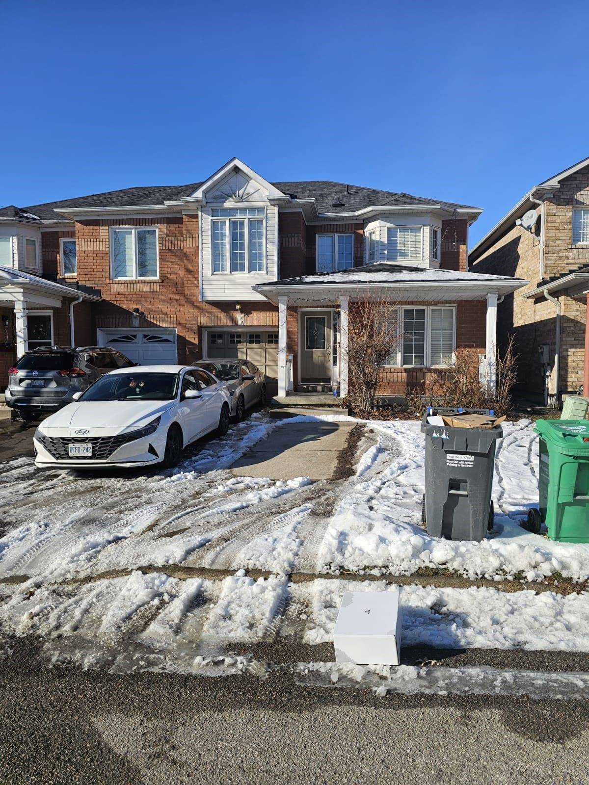 Brampton, ON L6R 2G8,67 Seaside CIR