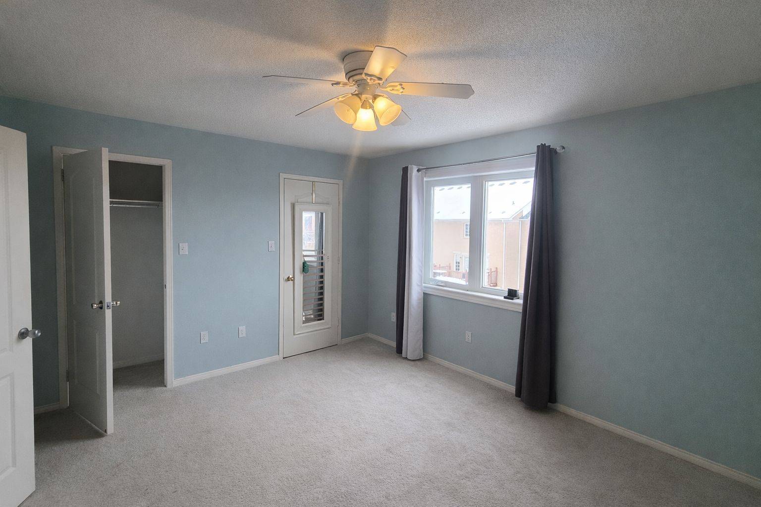 Brampton, ON L7A 1N7,25 Cedarvalley BLVD