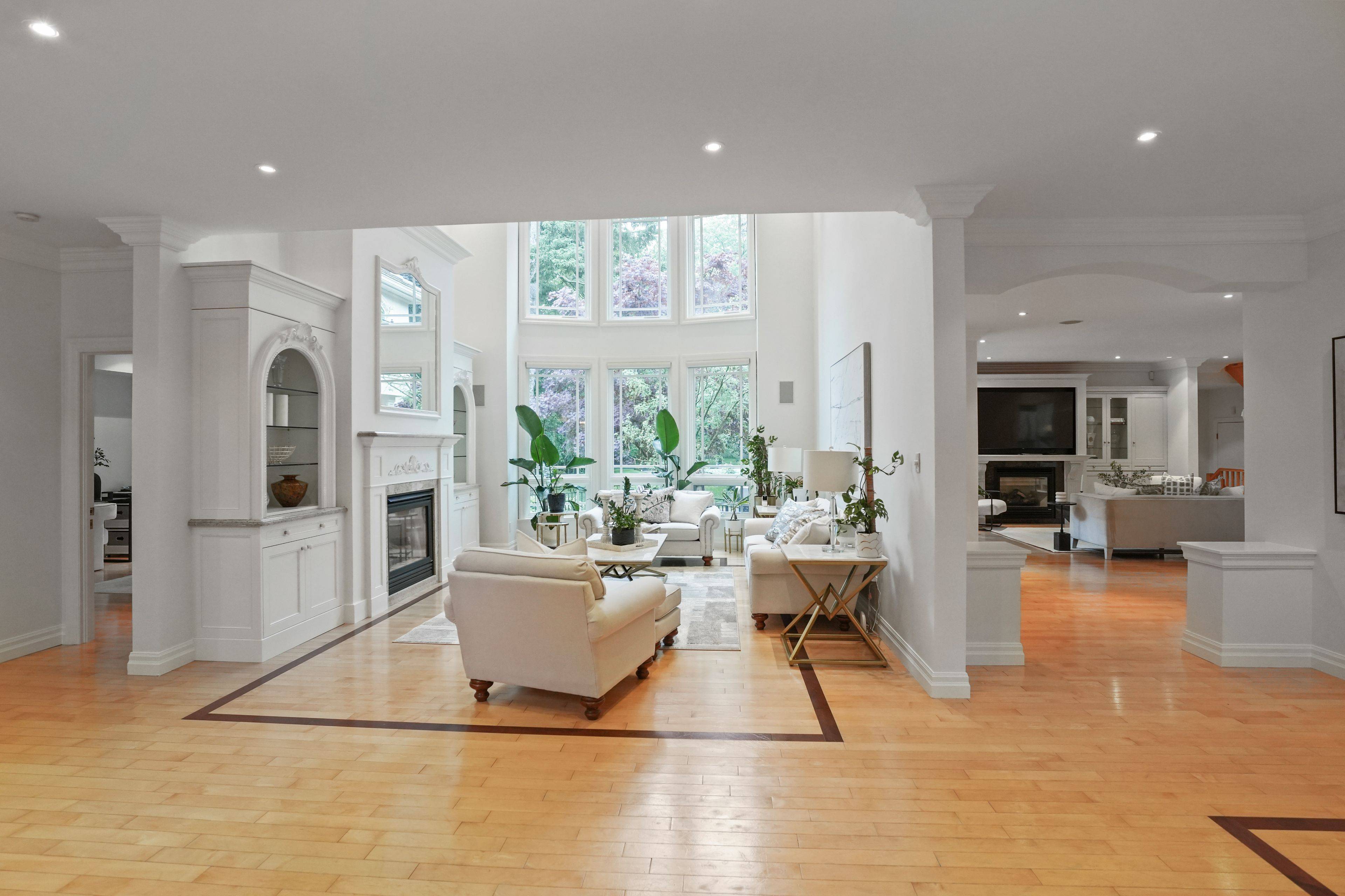 Mississauga, ON L5H 3E9,1382 Aldo DR