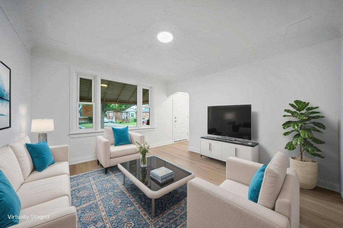 Hamilton, ON L8V 3W6,172 East 34th ST #Unit 1