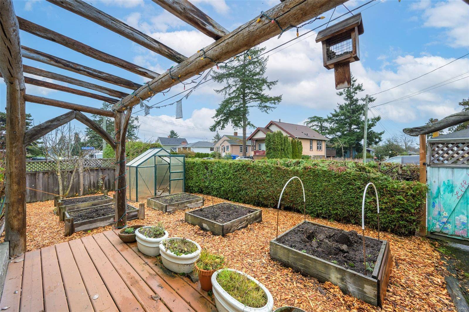 Victoria, BC V8T 3J1,2968 Cedar Hill Rd