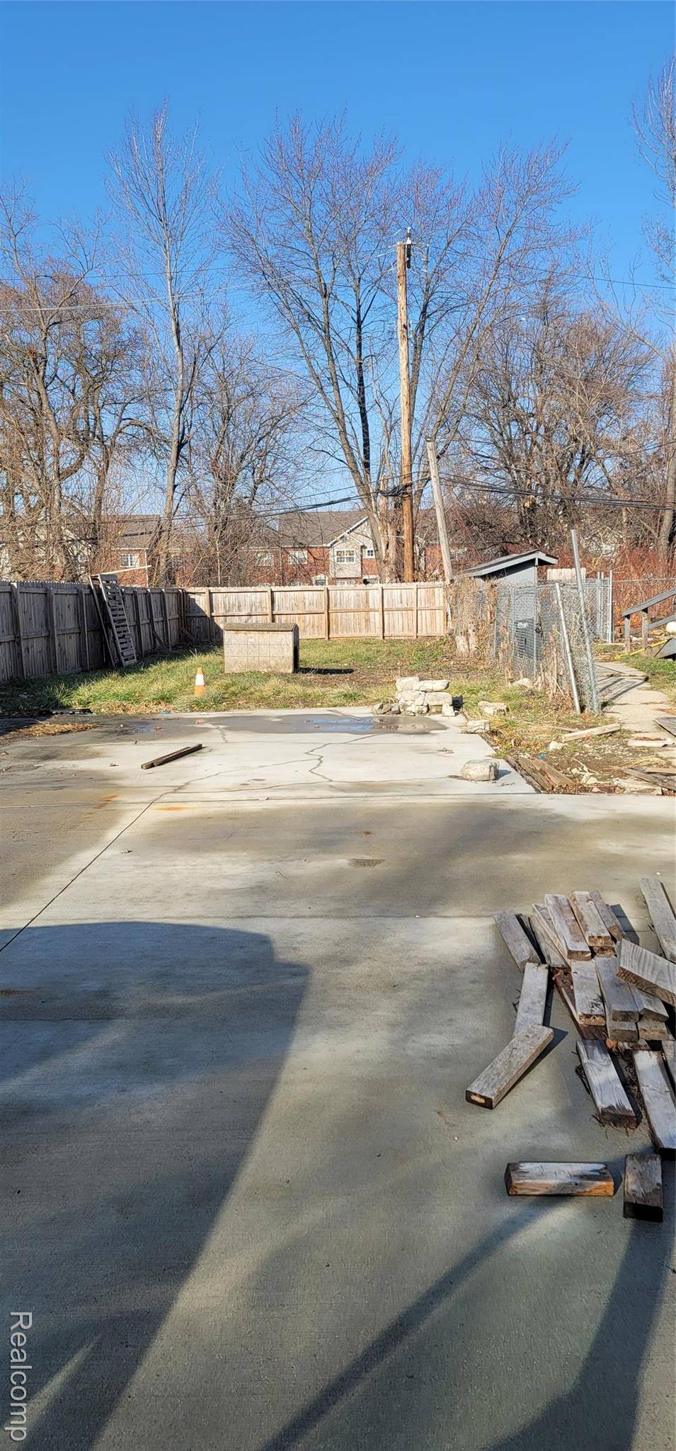 Detroit, MI 48211,987 E PHILADELPHIA ST