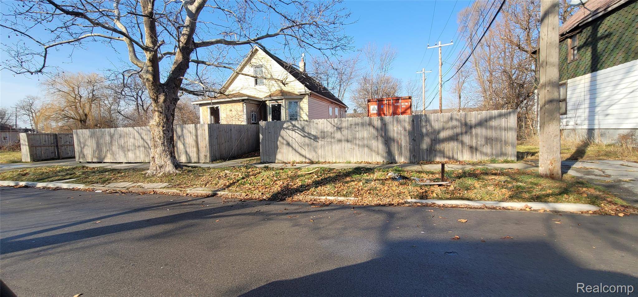 Detroit, MI 48211,987 E PHILADELPHIA ST