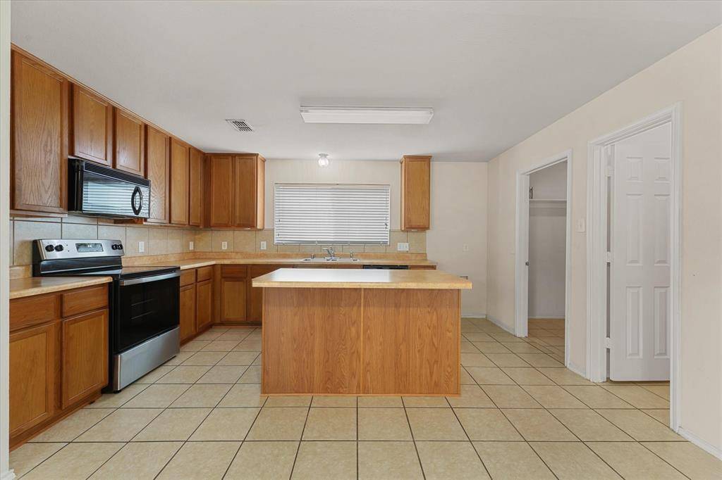 Mckinney, TX 75070,5733 Mariposa Drive