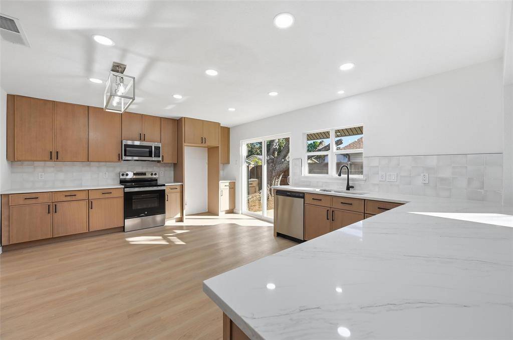 Garland, TX 75044,3233 Shield Lane