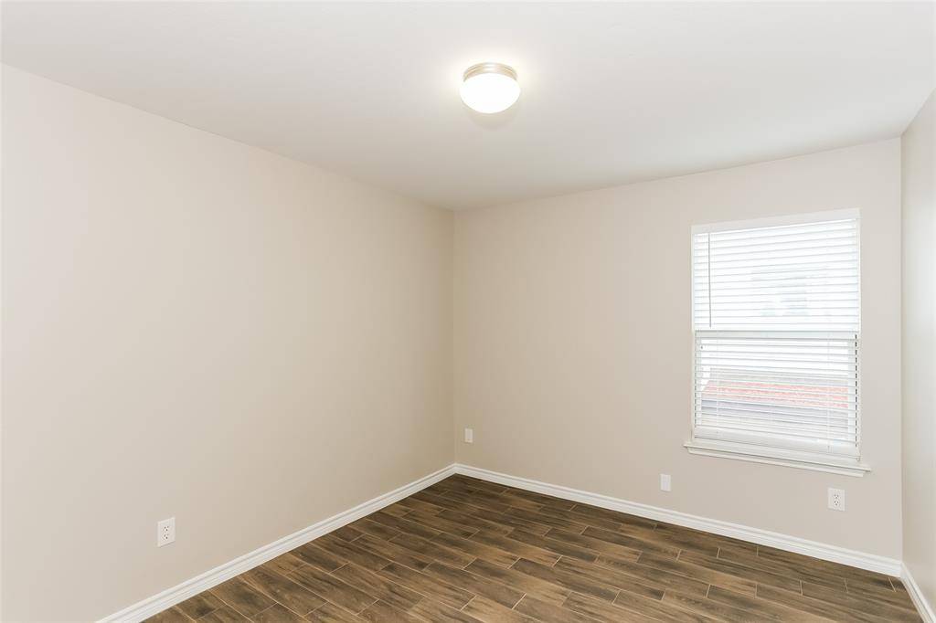 Dallas, TX 75241,6160 Balcony Lane