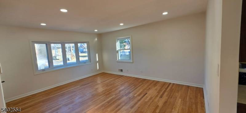 Clifton City, NJ 07011,169 Bergen Ave