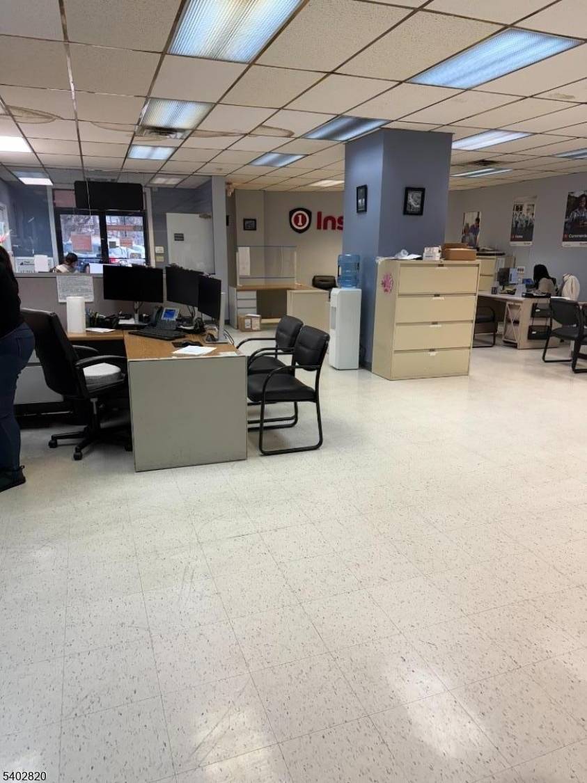 Passaic City, NJ 07055,54 Main Ave