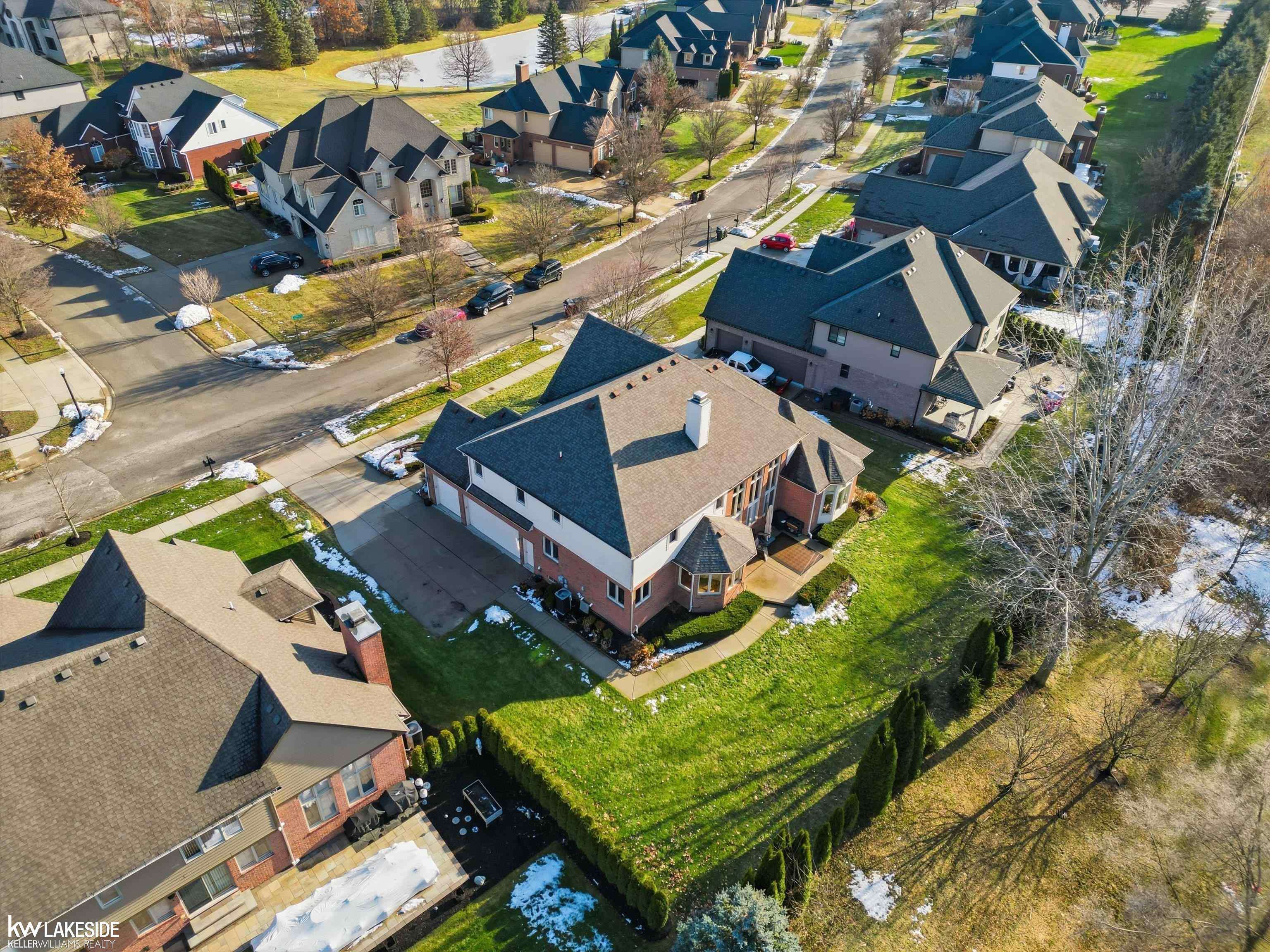 Shelby Twp, MI 48316,55279 Whispering Hills DR