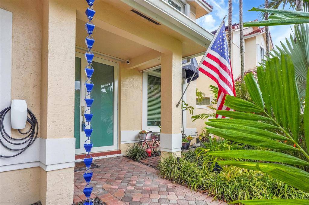 Miami, FL 33196,10930 SW 153 CT