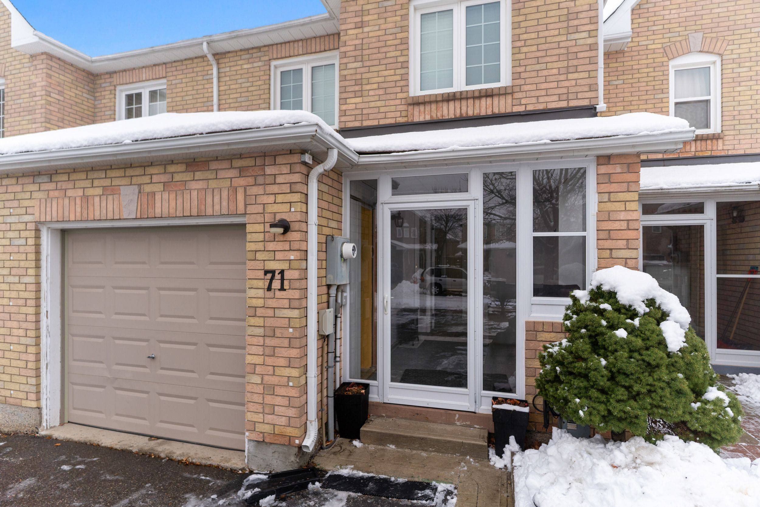 Brampton, ON L6X 4P3,71 Muirland CRES
