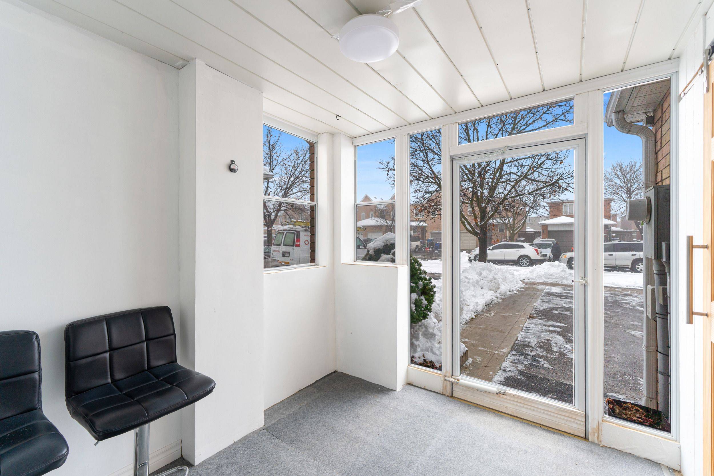 Brampton, ON L6X 4P3,71 Muirland CRES