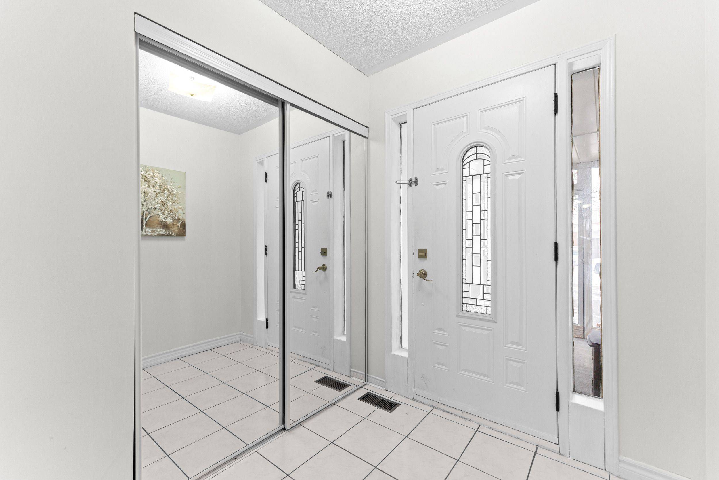 Brampton, ON L6X 4P3,71 Muirland CRES