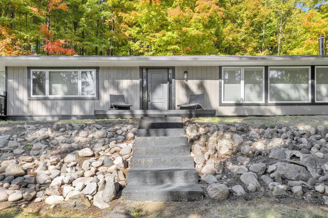 Brighton, ON K0K 1H0,15354 County Road 2 RD