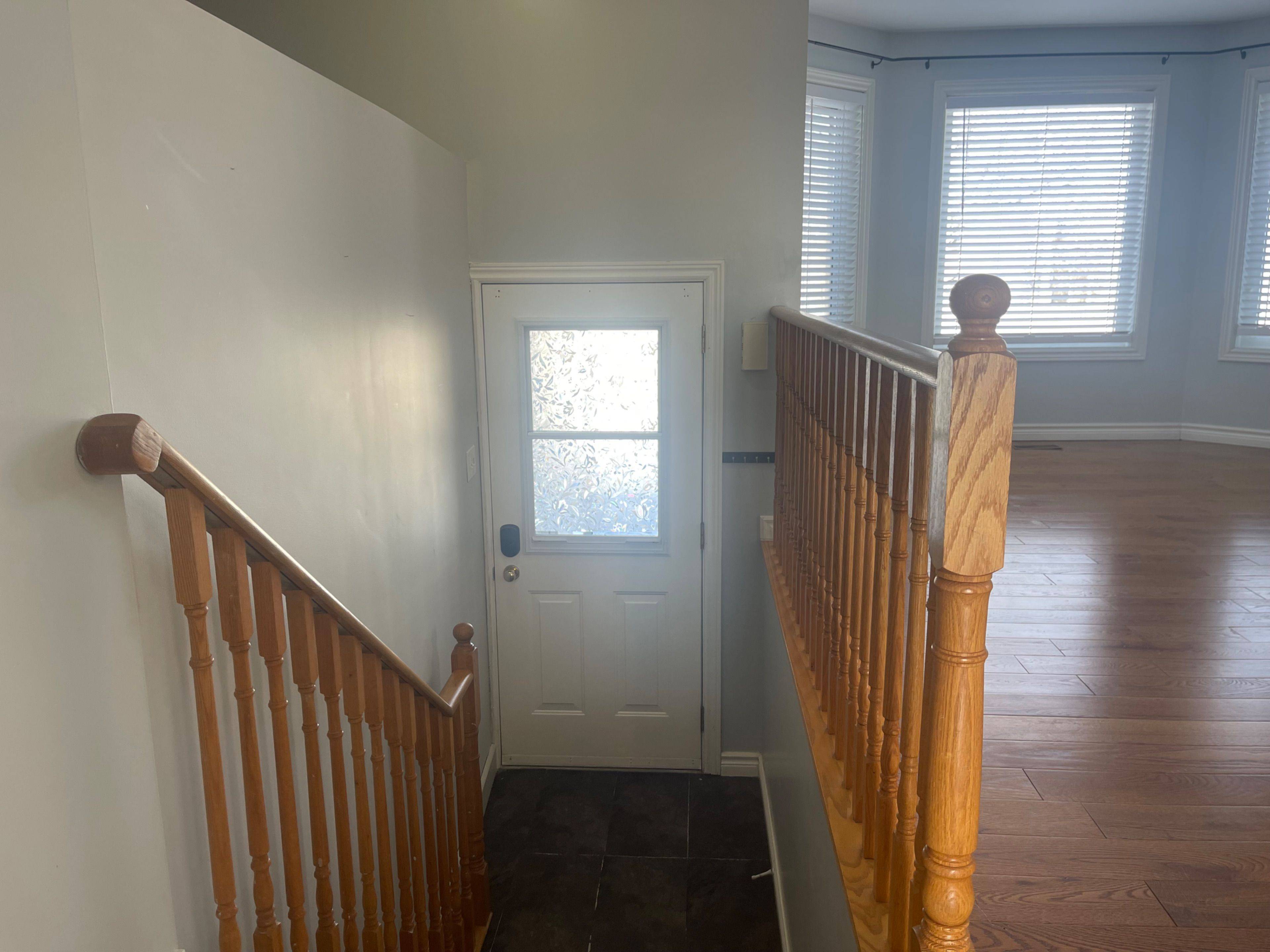 Kawartha Lakes, ON K9V 6G4,39 McGibbon BLVD #Main Floor