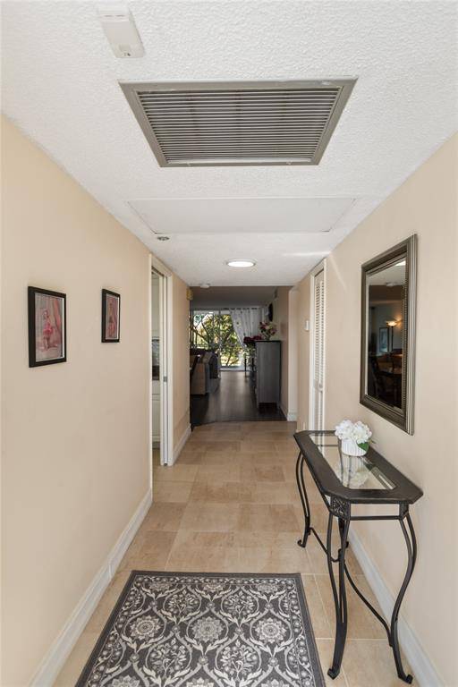 Pompano Beach, FL 33069,4015 W Palm Aire Dr #304