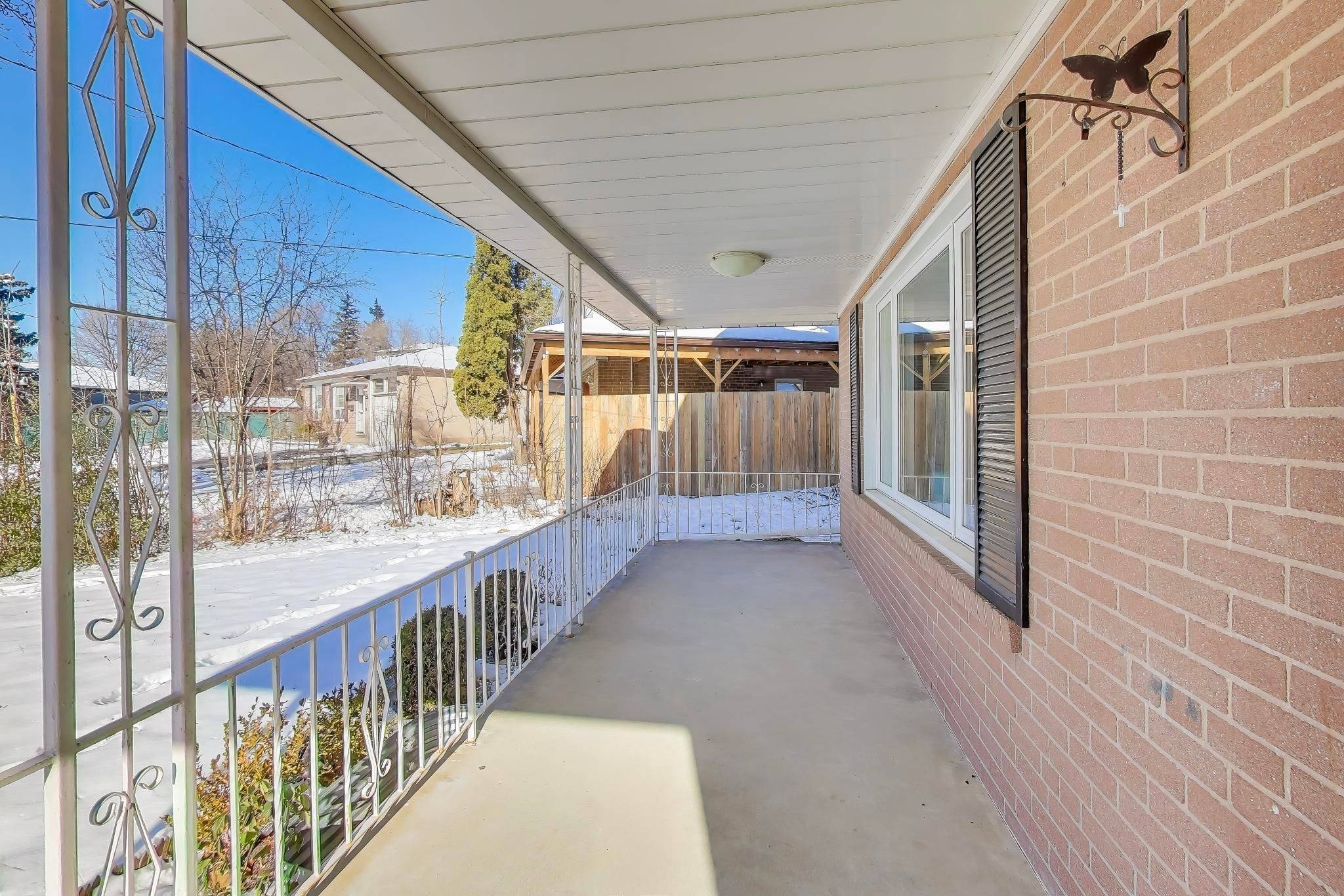 Toronto W05, ON M3N 1R1,30 Bloomington CRES