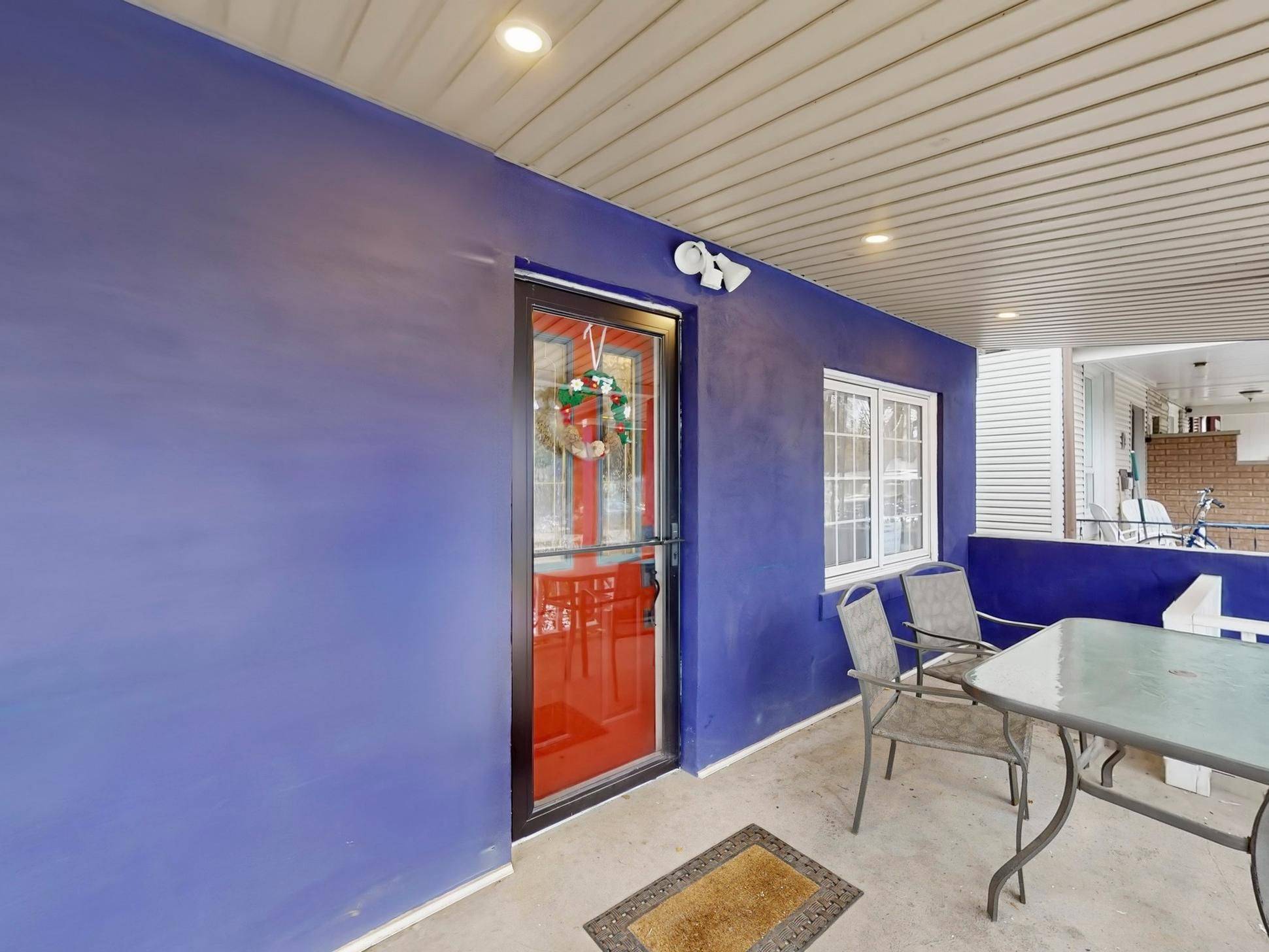 Toronto W03, ON M6N 3Y9,2 Criscoe ST #Main