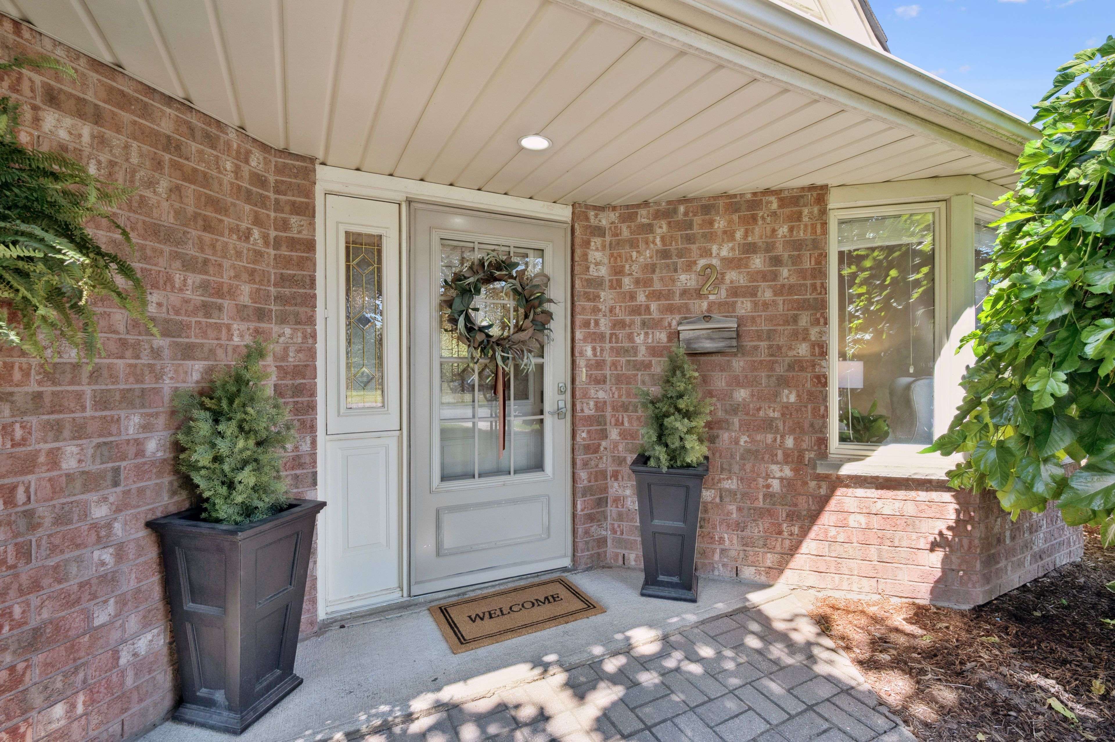 Wellesley, ON N0B 2A0,1080 Isabella ST ##2