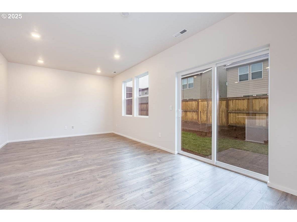 Salem, OR 97301,380 Pietro ST NE