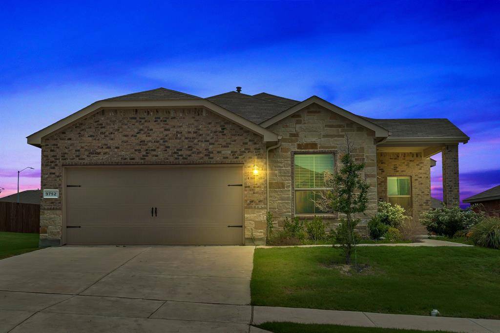 Fort Worth, TX 76108,9752 New Bern Drive