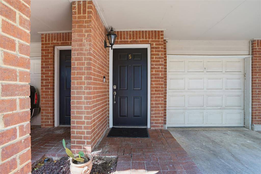 Dallas, TX 75204,2902 State Street #5