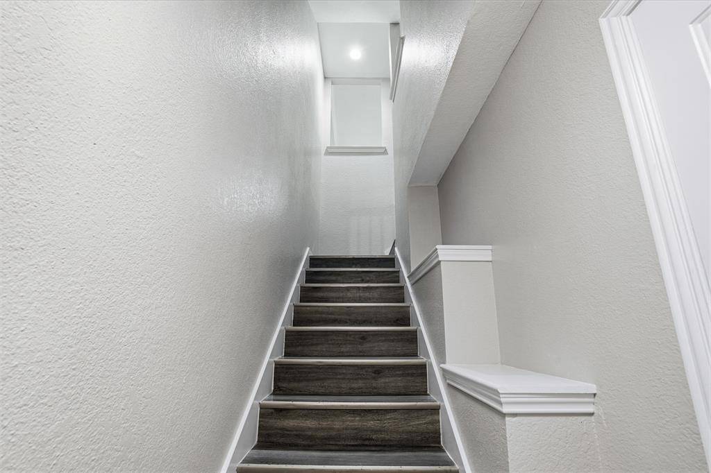 Dallas, TX 75204,2902 State Street #5