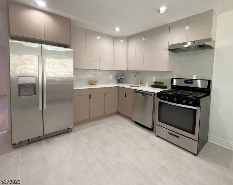 Florham Park Boro, NJ 07932,38 Park St9-A