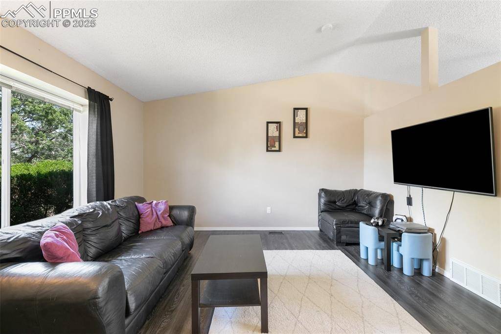 Colorado Springs, CO 80920,3845 Beltana DR