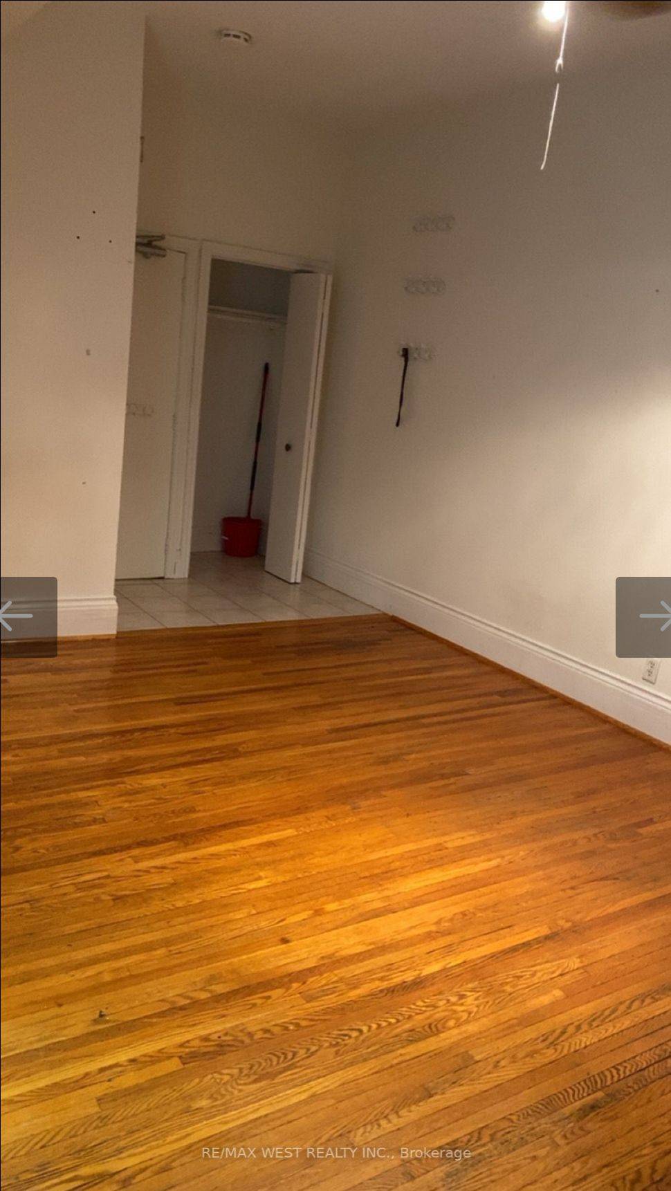 Toronto C02, ON M5R 2S3,125 Madison Ave AVE #203