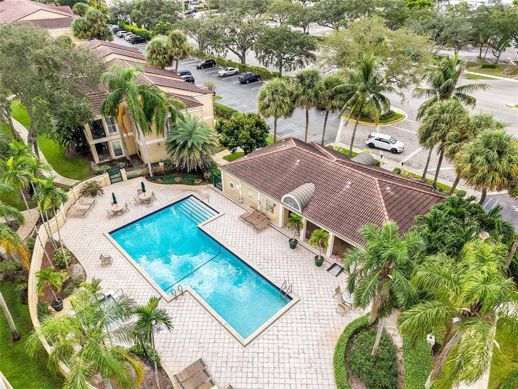 Coral Springs, FL 33071,733 Riverside Dr #1216