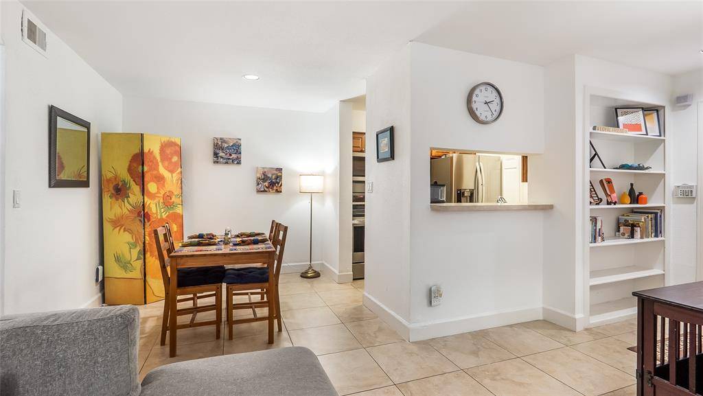 Coral Springs, FL 33071,733 Riverside Dr #1216