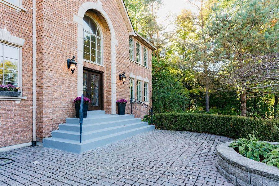 Whitchurch-stouffville, ON L4A 2L4,8 Greenvalley CIR