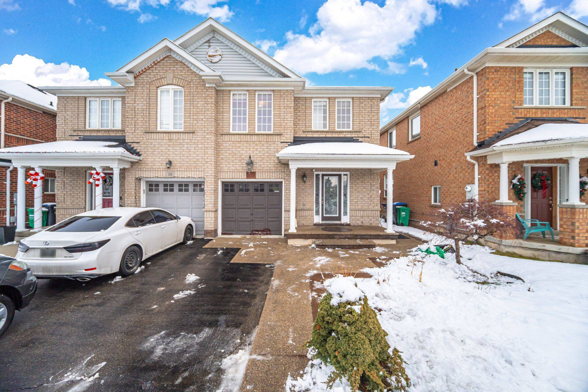Brampton, ON L7A 0J7,12 Hollingsworth CIR
