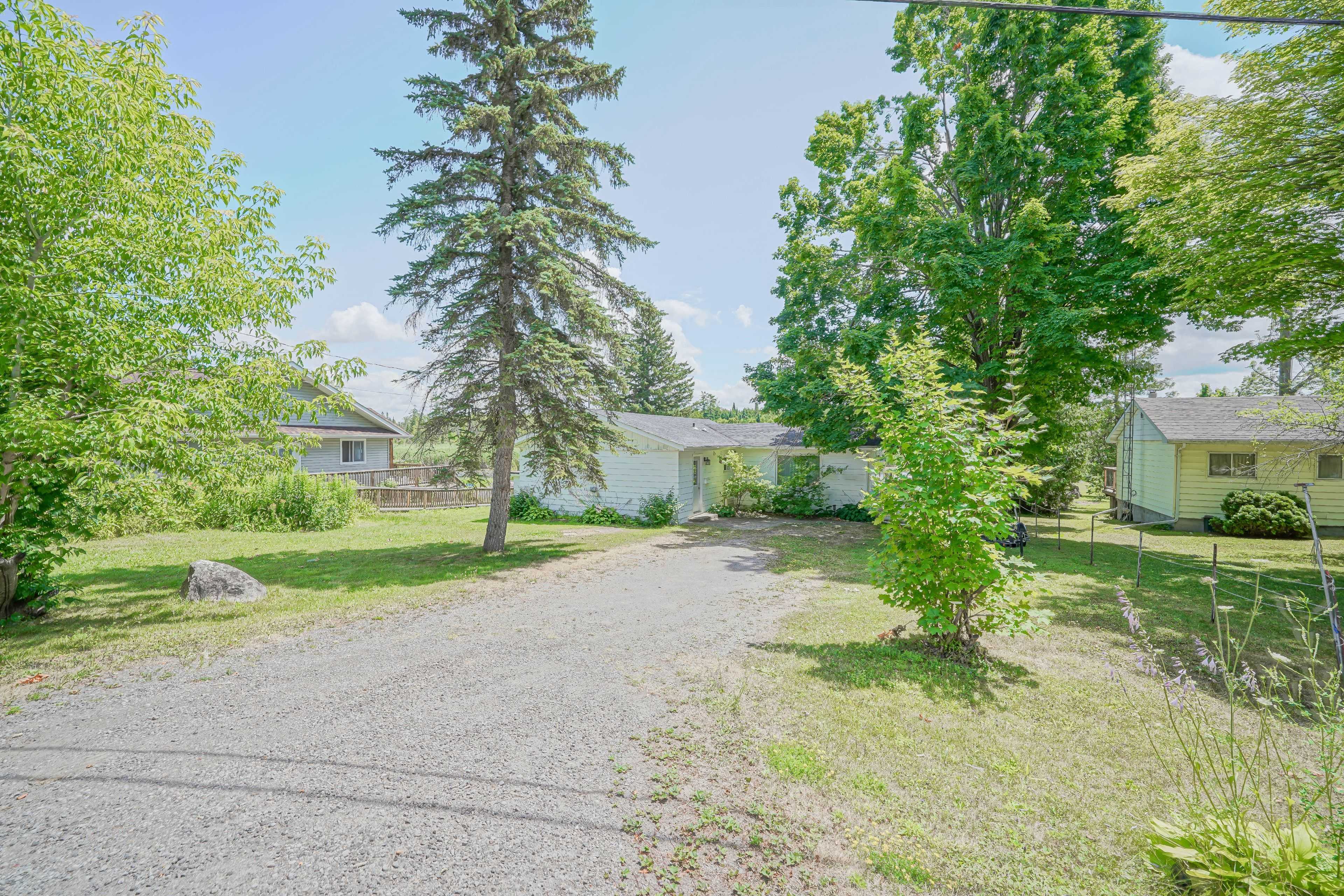Kawartha Lakes, ON K0L 1T0,21 Marilyn CRES