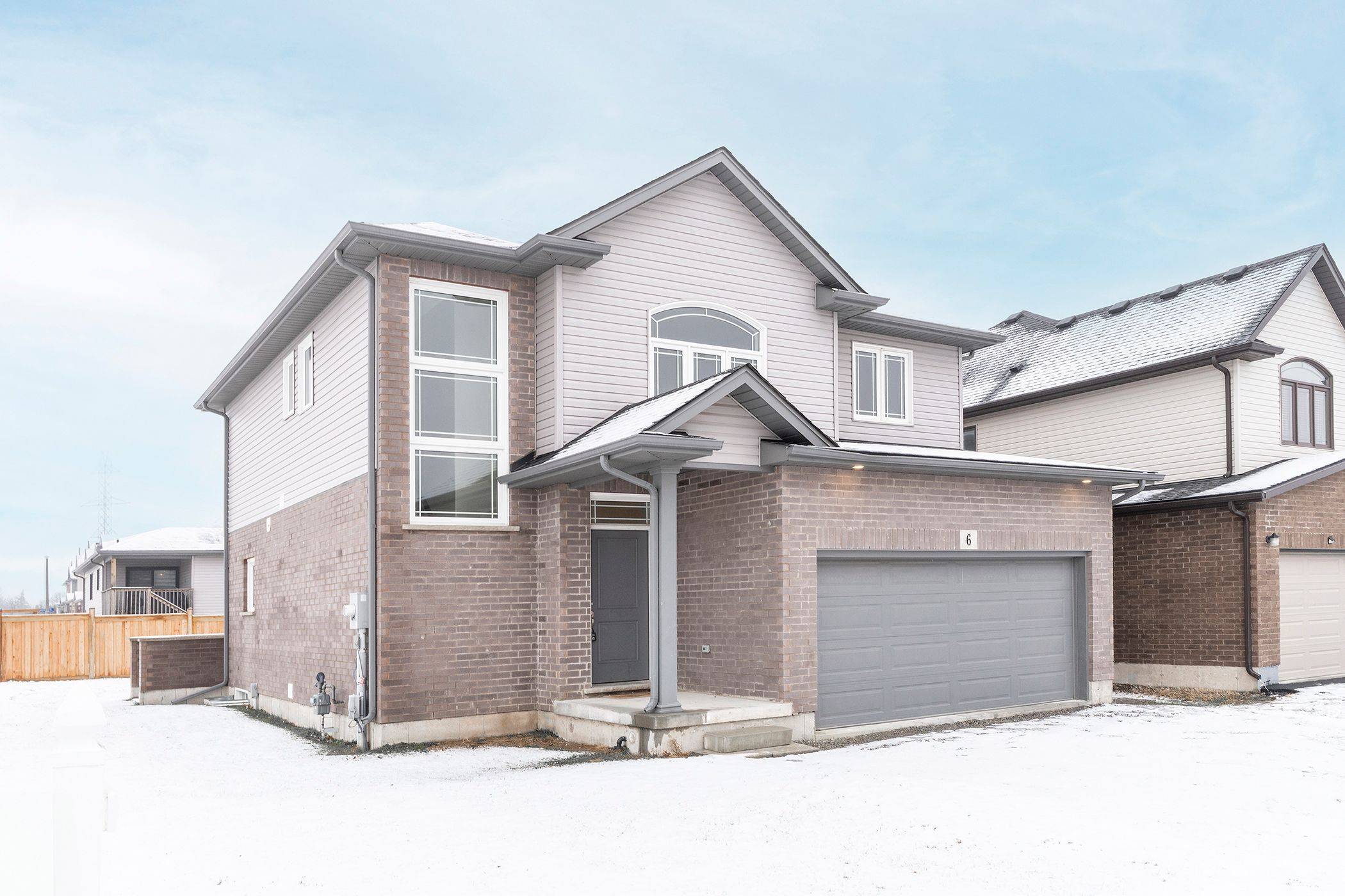 Welland, ON L3B 0E2,6 Laurent AVE