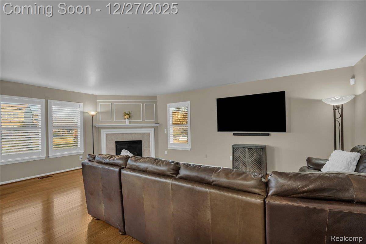 Canton, MI 48188,4763 Sherwood CIR