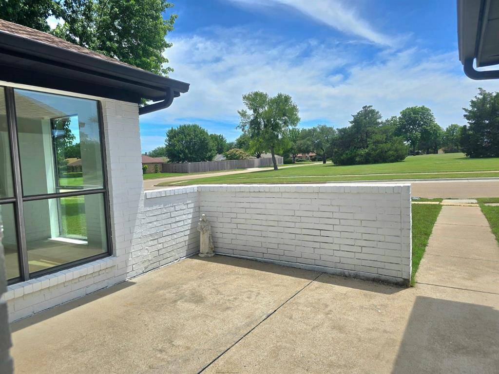 Plano, TX 75025,913 Bass Drive