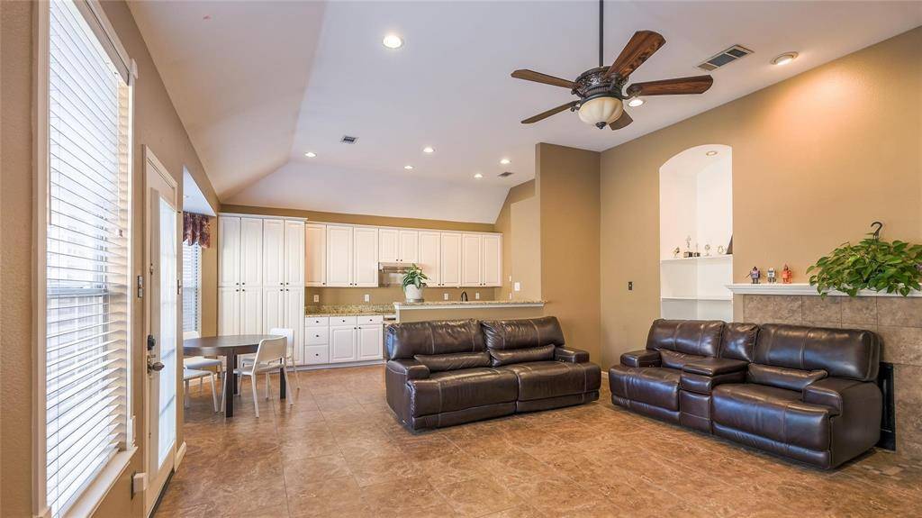 Plano, TX 75024,4121 Burnhill Drive