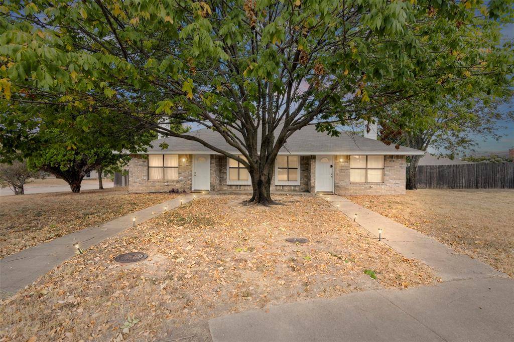 Desoto, TX 75115,1202 Heron Court